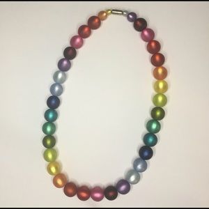 🌈 Beaded Necklace in Rainbow Pattern